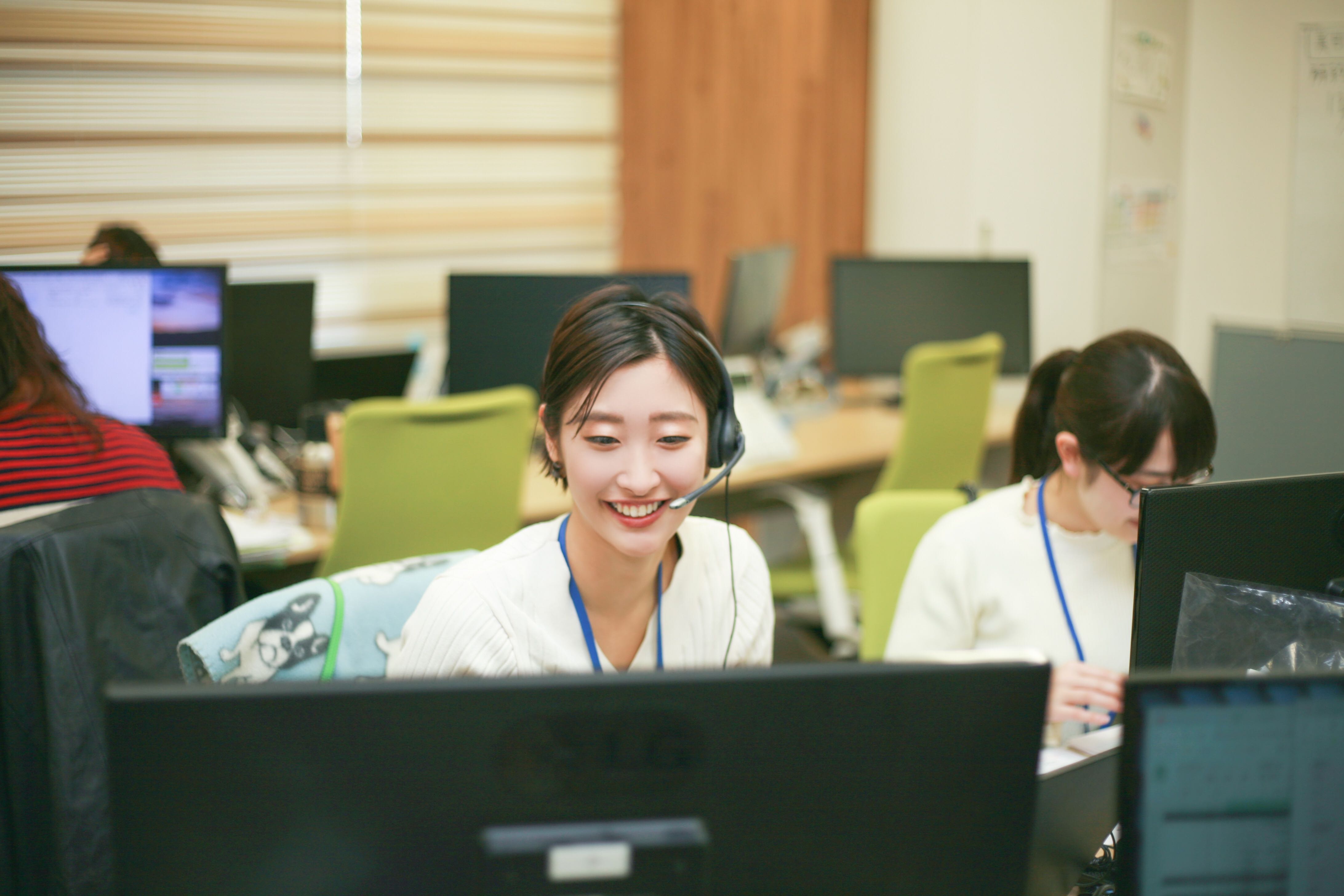 専任スタッフによるチャットサポート