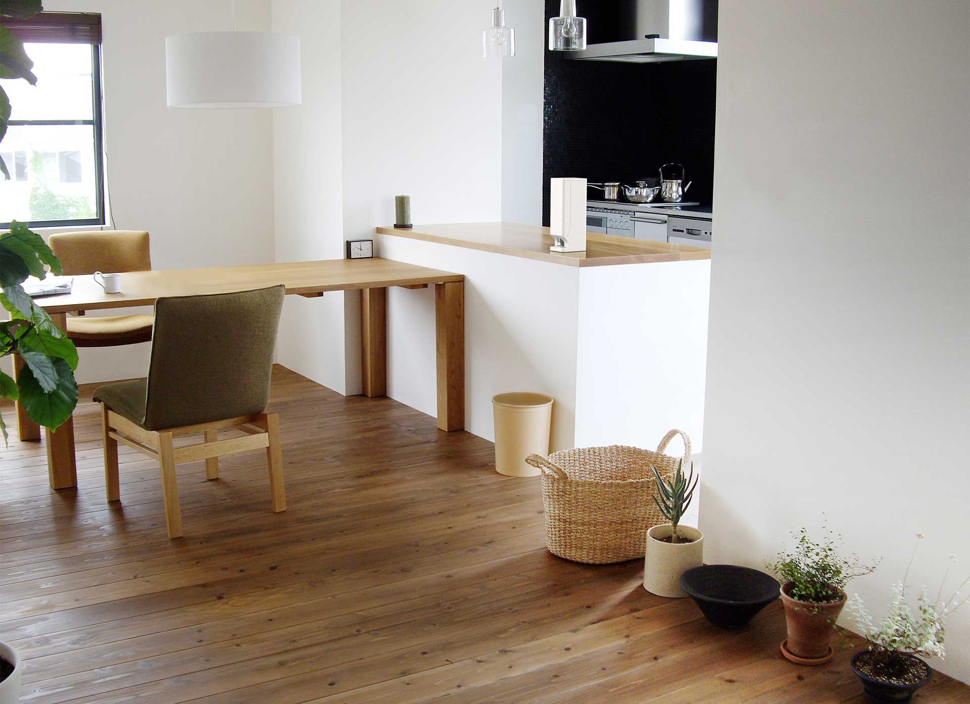 コンパクトでインテリアに馴染むデザイン